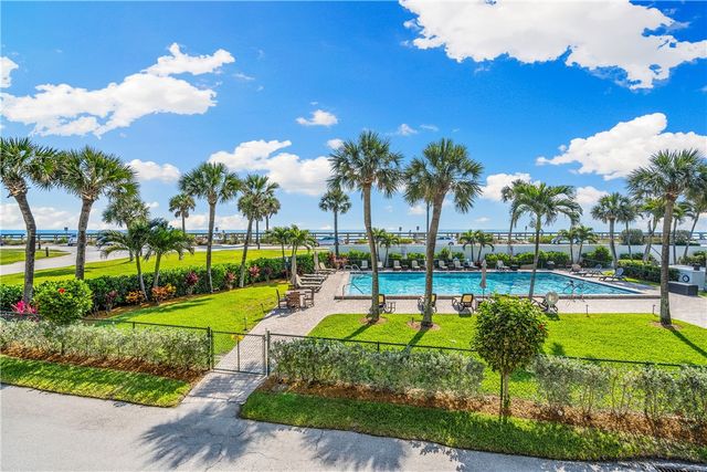 4141 Ocean Drive 208, Vero Beach, FL 32963