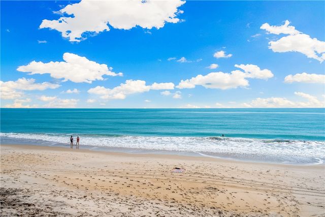 4141 Ocean Drive 208, Vero Beach, FL 32963