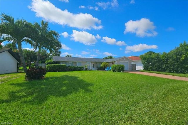 4706 25th AVE SW, Naples, FL 34116