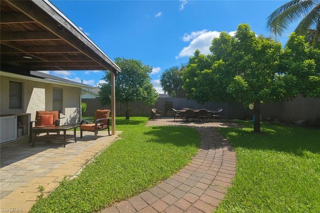 4706 25th AVE SW, Naples, FL 34116