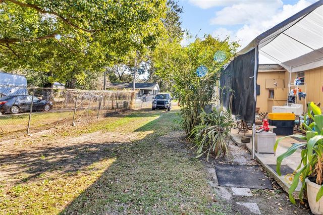 109 SHAREWOOD DRIVE, Valrico, FL 33594