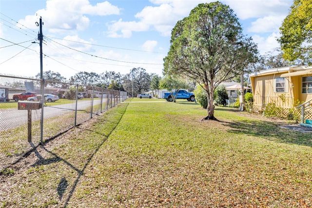 109 SHAREWOOD DRIVE, Valrico, FL 33594