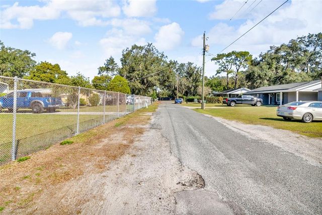 109 SHAREWOOD DRIVE, Valrico, FL 33594