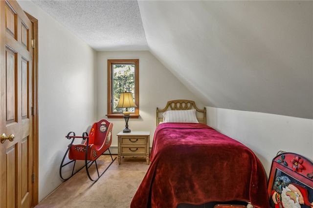 320 Shannock Road, South Kingstown, RI 02879