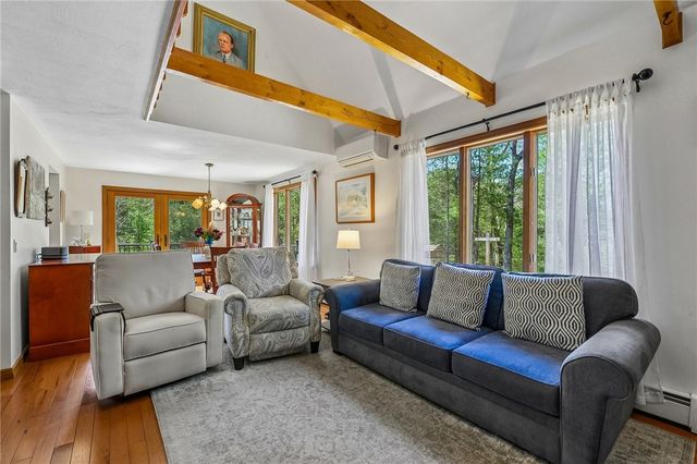 320 Shannock Road, South Kingstown, RI 02879