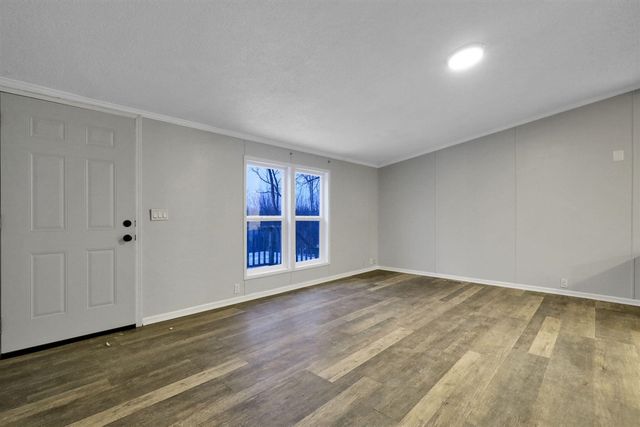 9304 Parkhurst Highway, Addison, MI 49220