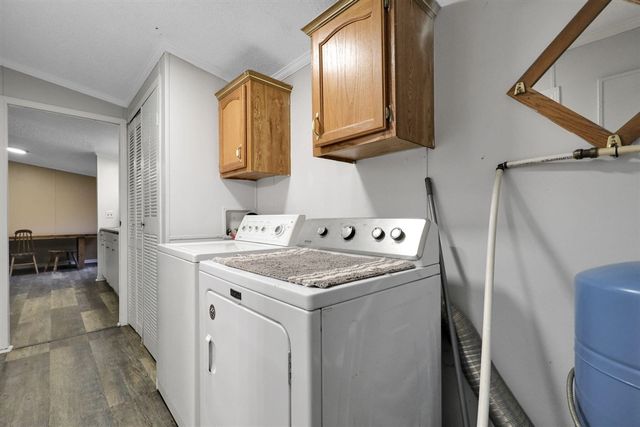 9304 Parkhurst Highway, Addison, MI 49220