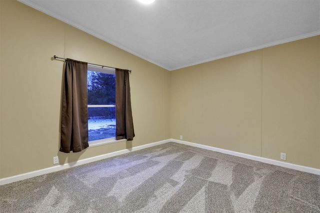 9304 Parkhurst Highway, Addison, MI 49220