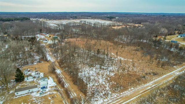 9304 Parkhurst Highway, Addison, MI 49220