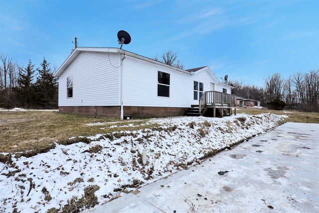 9304 Parkhurst Highway, Addison, MI 49220