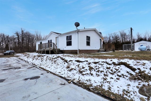 9304 Parkhurst Highway, Addison, MI 49220