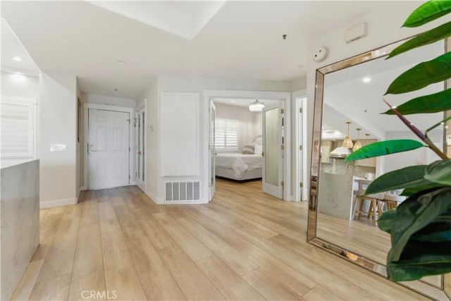 200 Pacific Coast Hwy 418, Huntington Beach, CA 92648