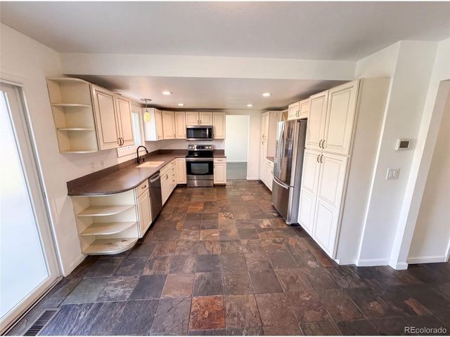 20890 E Sussex Ct, Parker, CO 80138