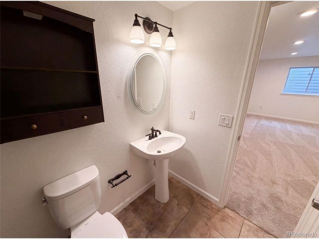 20890 E Sussex Ct, Parker, CO 80138