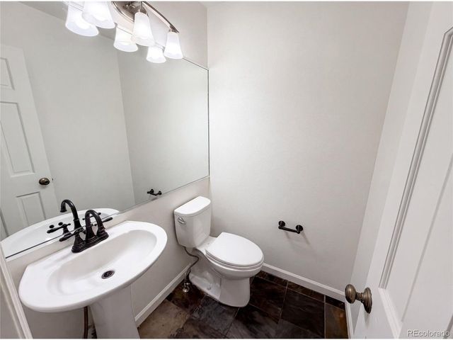 20890 E Sussex Ct, Parker, CO 80138