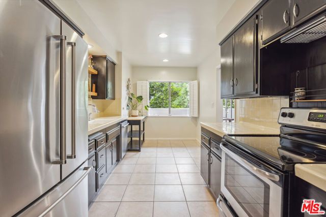 1126 N Central Avenue 112, Glendale, CA 91202