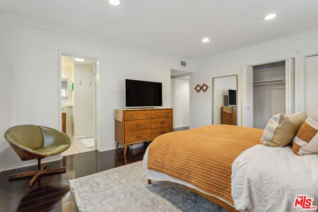 1126 N Central Avenue 112, Glendale, CA 91202