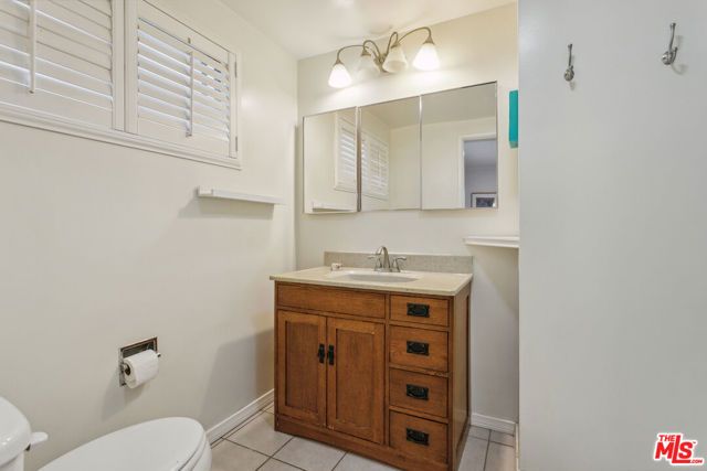 1126 N Central Avenue 112, Glendale, CA 91202