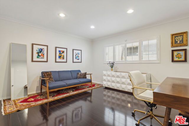 1126 N Central Avenue 112, Glendale, CA 91202