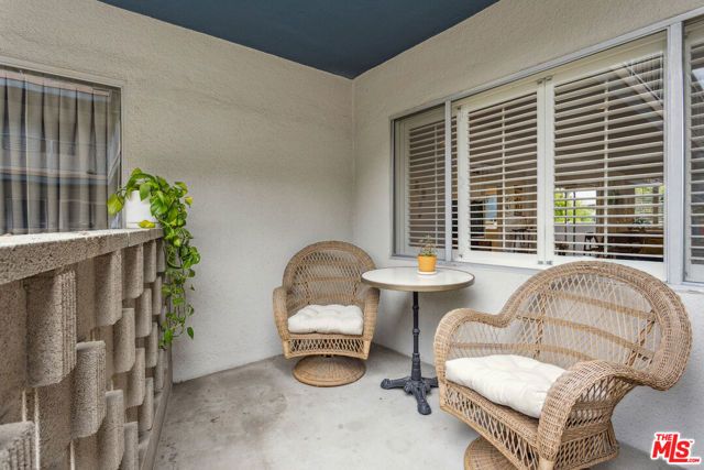 1126 N Central Avenue 112, Glendale, CA 91202