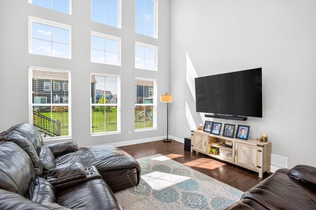 7247 Yarrow Run Road, Plain City, OH 43064