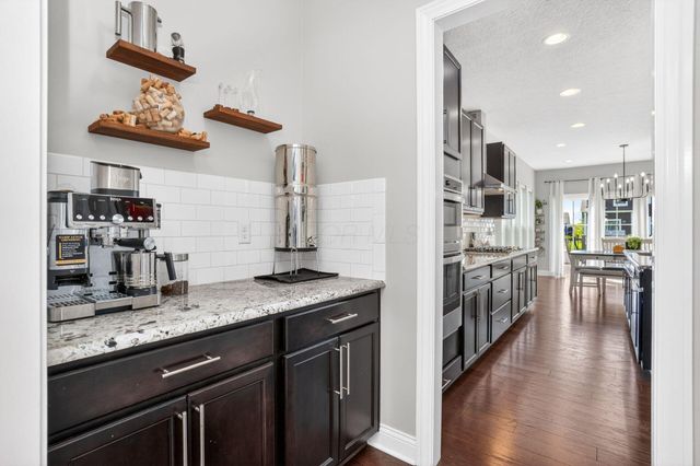 7247 Yarrow Run Road, Plain City, OH 43064