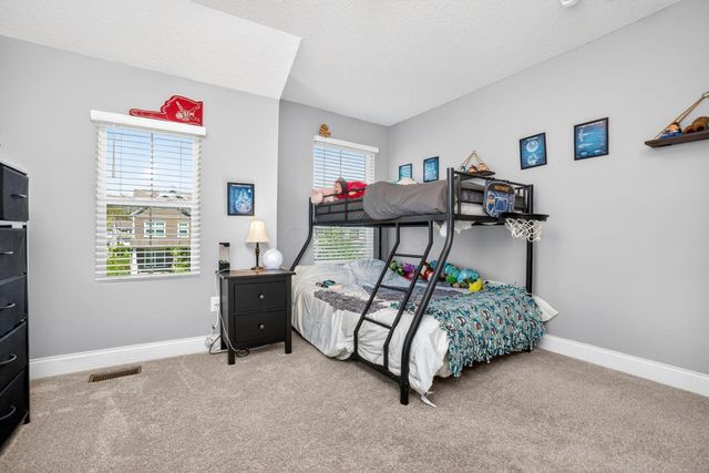 7247 Yarrow Run Road, Plain City, OH 43064