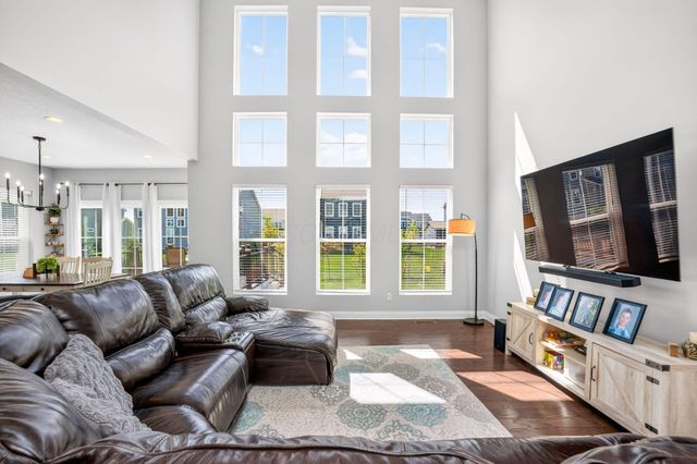 7247 Yarrow Run Road, Plain City, OH 43064