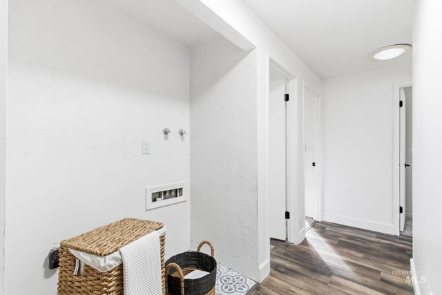 2723 Hillcrest Ln, Caldwell, ID 83605