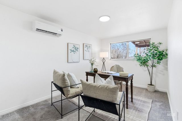 2723 Hillcrest Ln, Caldwell, ID 83605