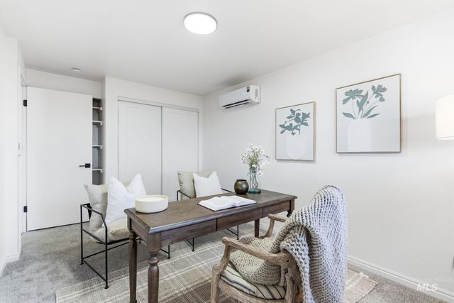 2723 Hillcrest Ln, Caldwell, ID 83605