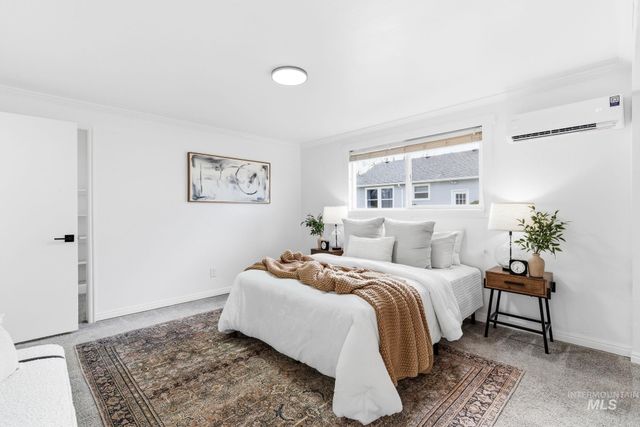 2723 Hillcrest Ln, Caldwell, ID 83605