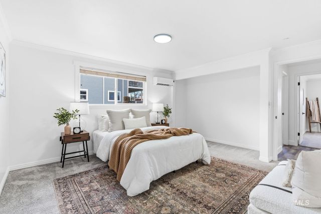 2723 Hillcrest Ln, Caldwell, ID 83605