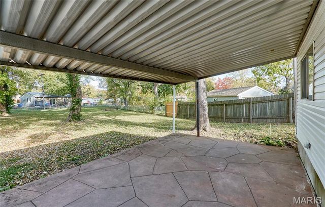 29 Mary Ann Court, Florissant, MO 63031