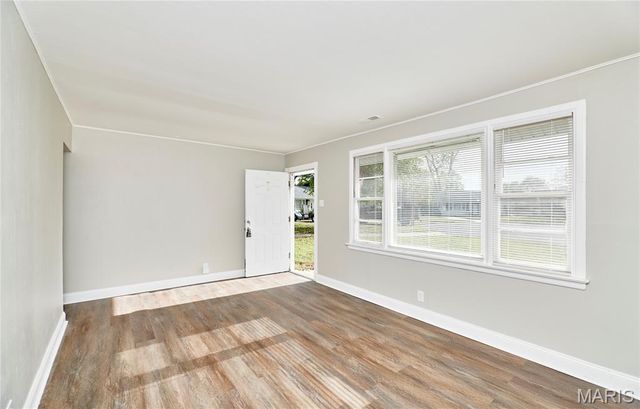 29 Mary Ann Court, Florissant, MO 63031