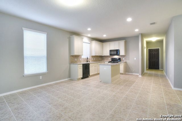 1443 KEDROS, San Antonio, TX 78245