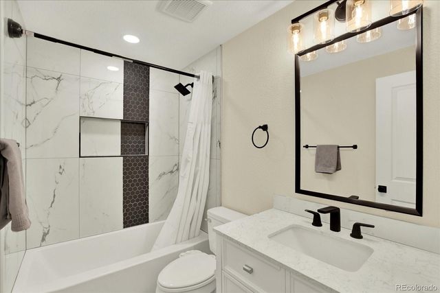 4074 S Willow Way, Denver, CO 80237