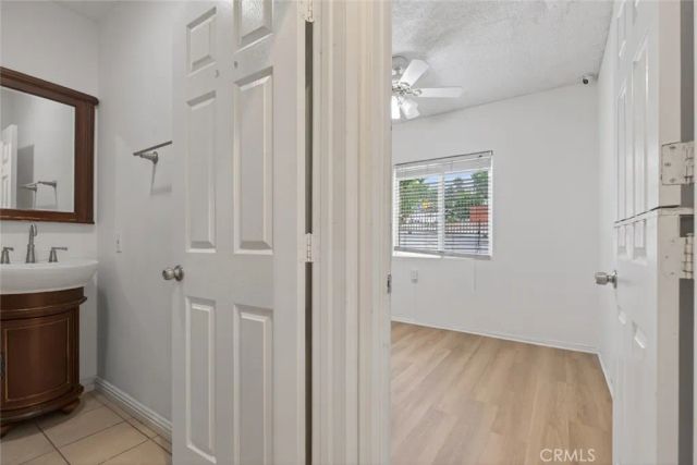 4809 Lowell Avenue, La Crescenta, CA 91214