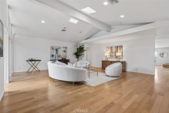 4809 Lowell Avenue, La Crescenta, CA 91214