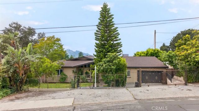 4809 Lowell Avenue, La Crescenta, CA 91214
