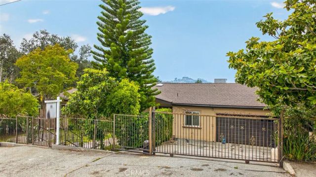 4809 Lowell Avenue, La Crescenta, CA 91214