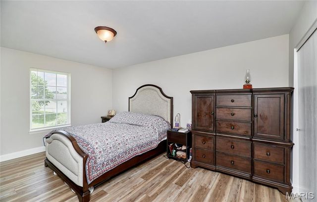 34 Robin Hood Drive, Troy, MO 63379