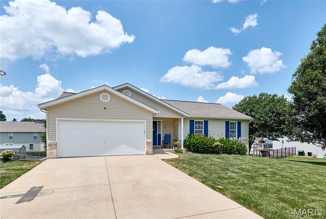 34 Robin Hood Drive, Troy, MO 63379
