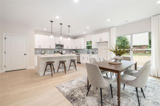 7034 Lakeside Drive, Charlotte, NC 28215