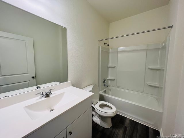8907 COLONY MDW, Converse, TX 78109