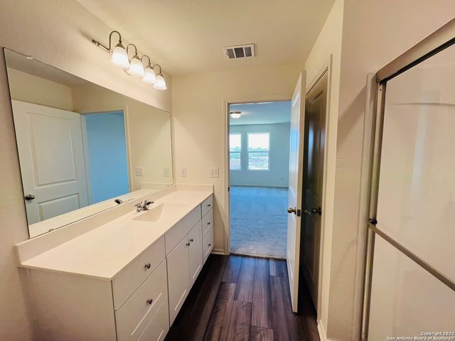 8907 COLONY MDW, Converse, TX 78109