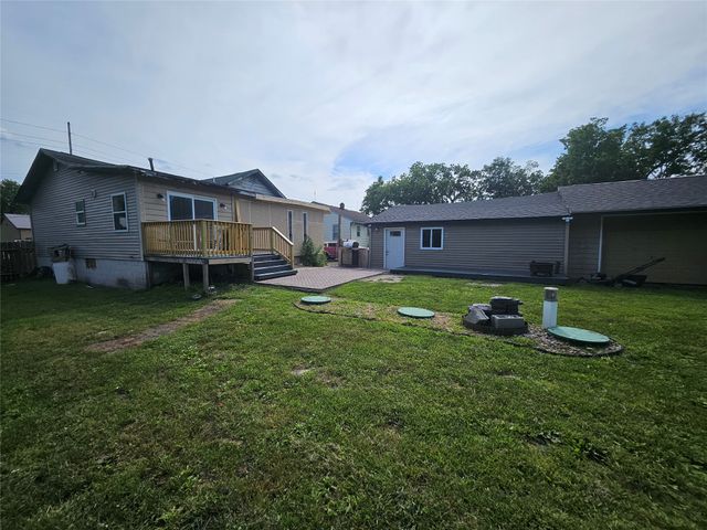 2778 NE Broadway Avenue, Des Moines, IA 50317