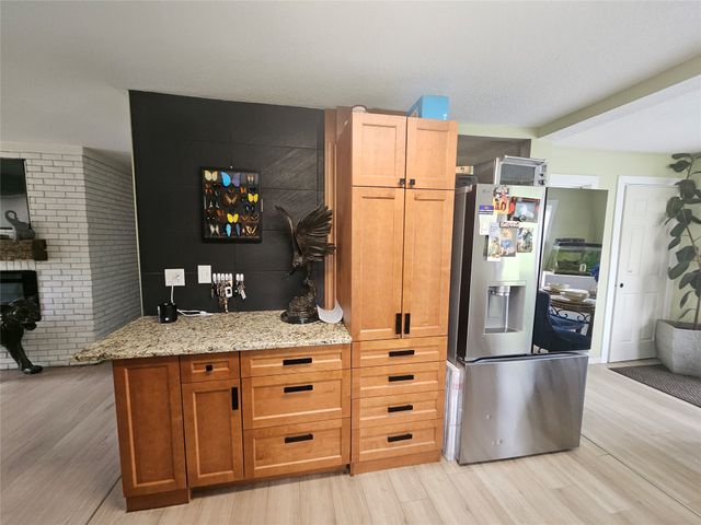 2778 NE Broadway Avenue, Des Moines, IA 50317