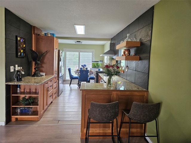 2778 NE Broadway Avenue, Des Moines, IA 50317