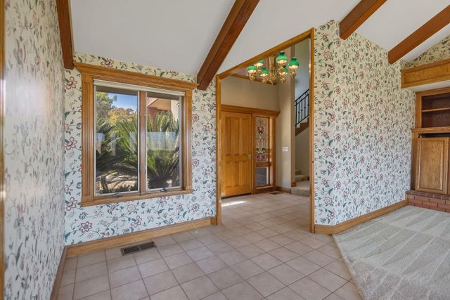 315 Valley View Drive, Exeter, CA 93221